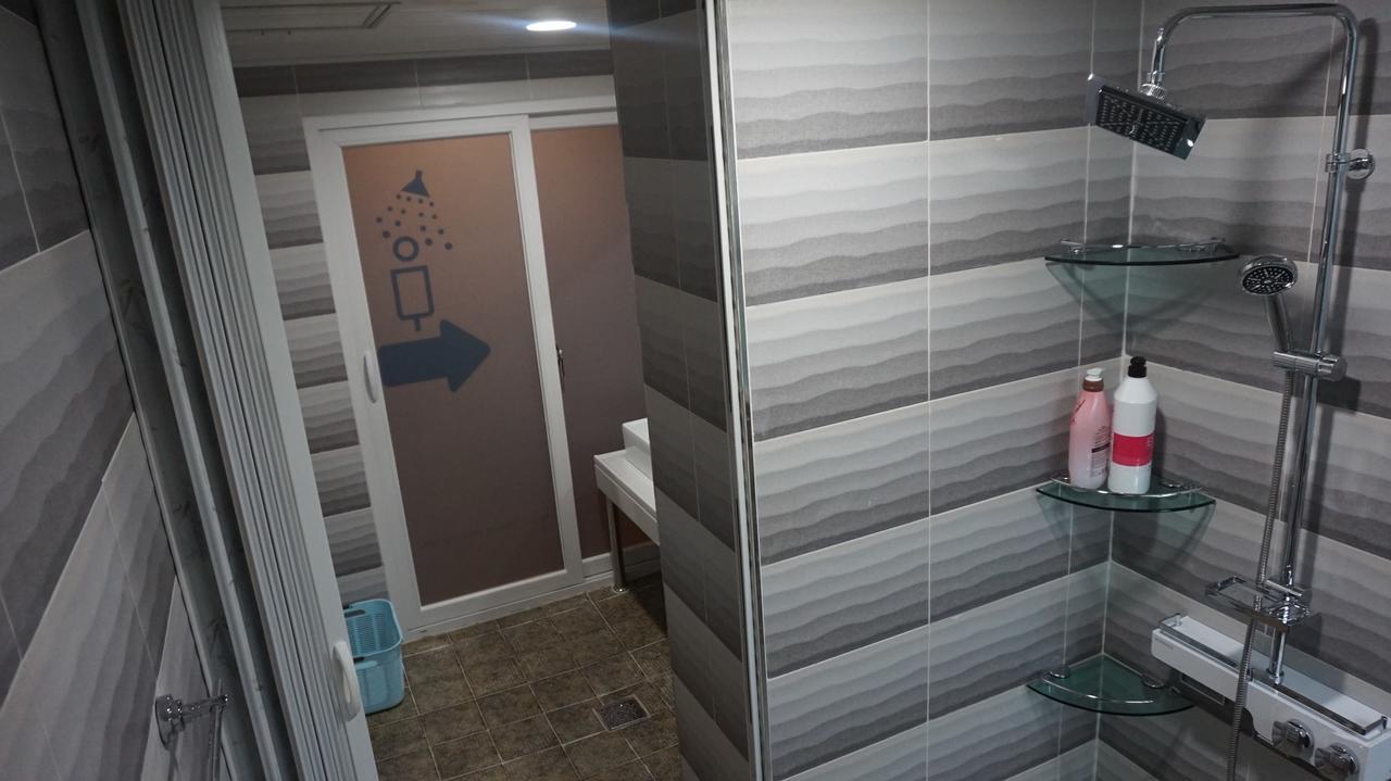 Sh Guesthouse Чхунчхон Экстерьер фото